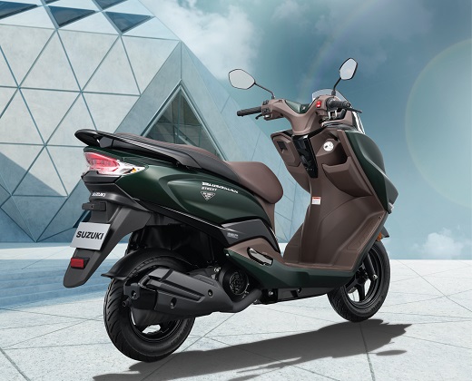 Suzuki scooter back view