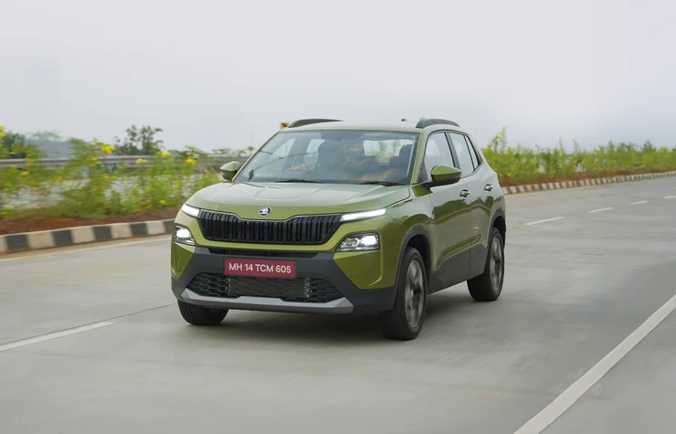 Skoda Kylaq signature road presence